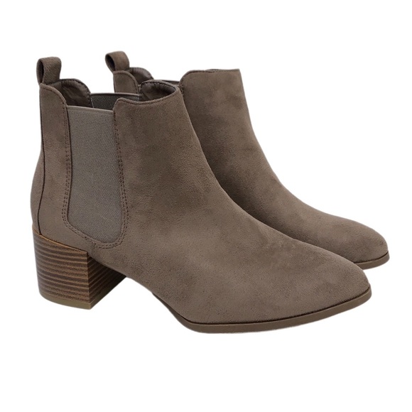 Wild Diva Taupe Brown Suede Ankle Boots Booties - Picture 2 of 6